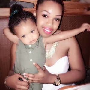 Meet your Posher, Monique